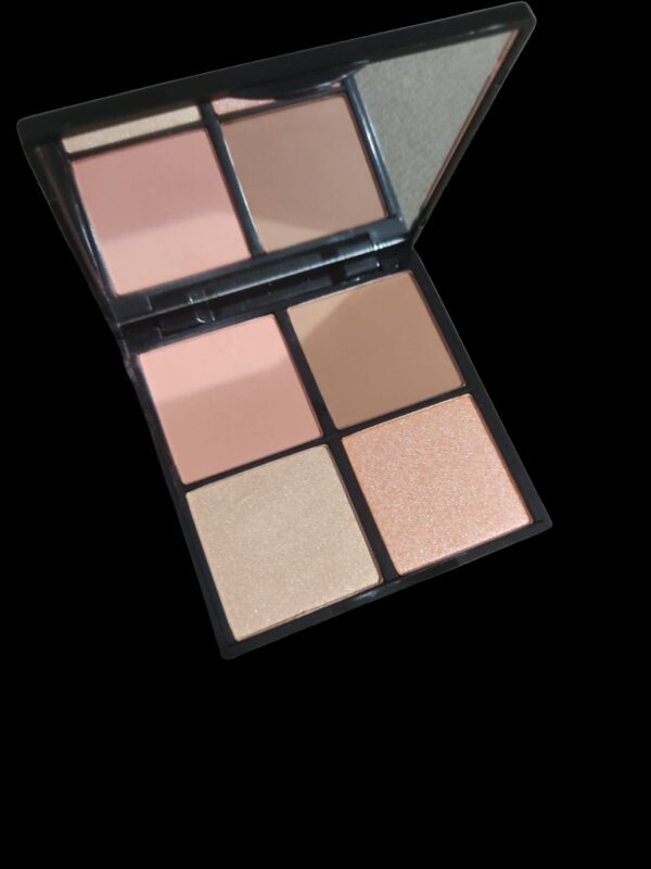 Carmina Exclusive Contour & Glow Kit – 4’lü Bronz & Aydınlatıcı Palet ile Yüz Hatlarını Vurgula - Görsel 3