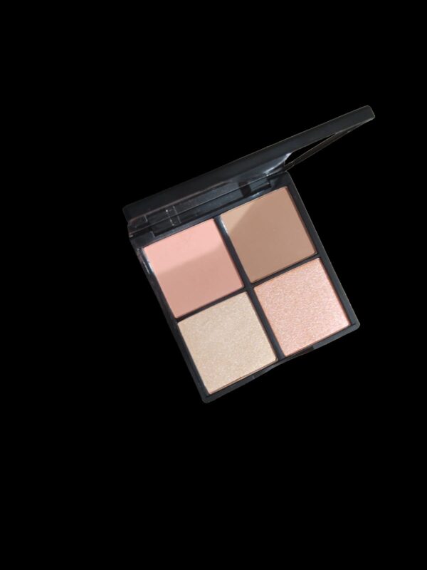 Carmina Exclusive Contour & Glow Kit – 4’lü Bronz & Aydınlatıcı Palet ile Yüz Hatlarını Vurgula - Görsel 4